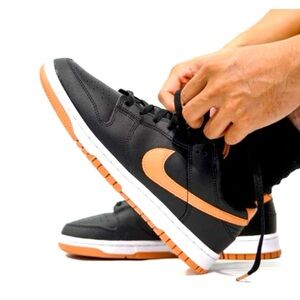 Nike Dunk Low Retro sneakers in black and bronze, men’s s9.5M